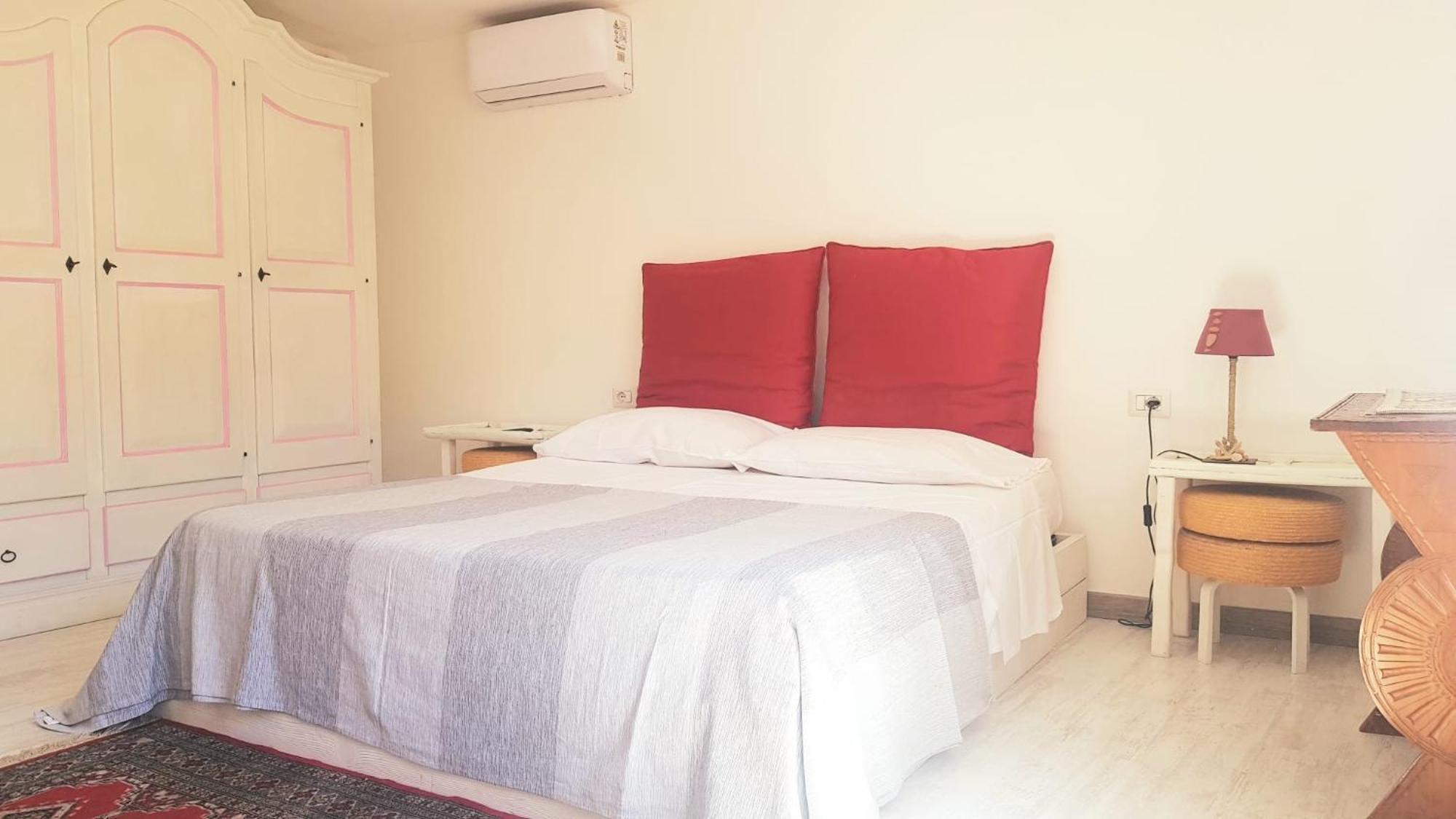 Pm 1 Via Armando Diaz Guest House Olbia Extérieur photo