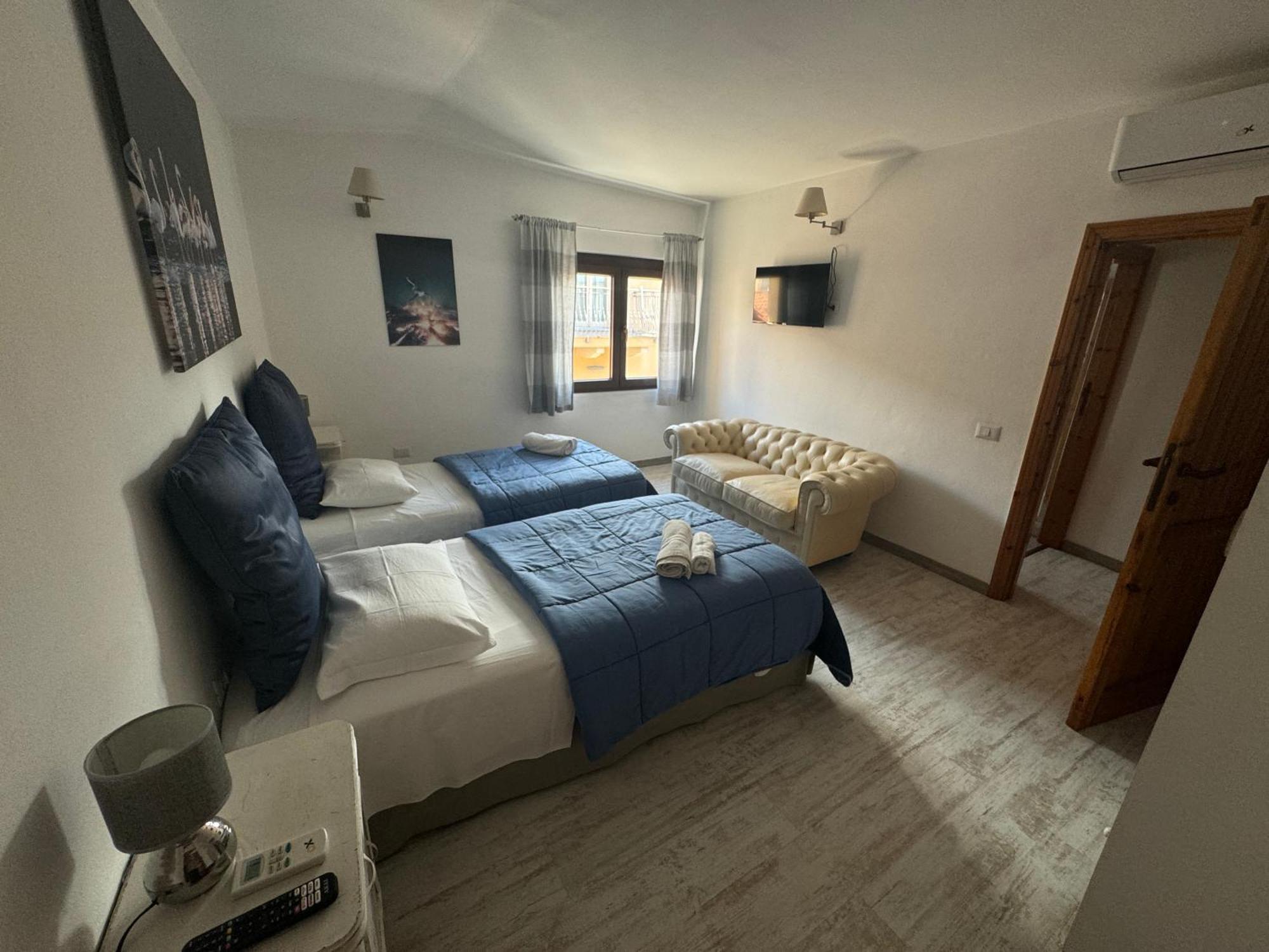 Pm 1 Via Armando Diaz Guest House Olbia Extérieur photo